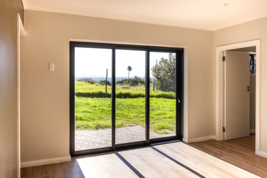 1 Bedroom Property for Sale in Charlo Eastern Cape